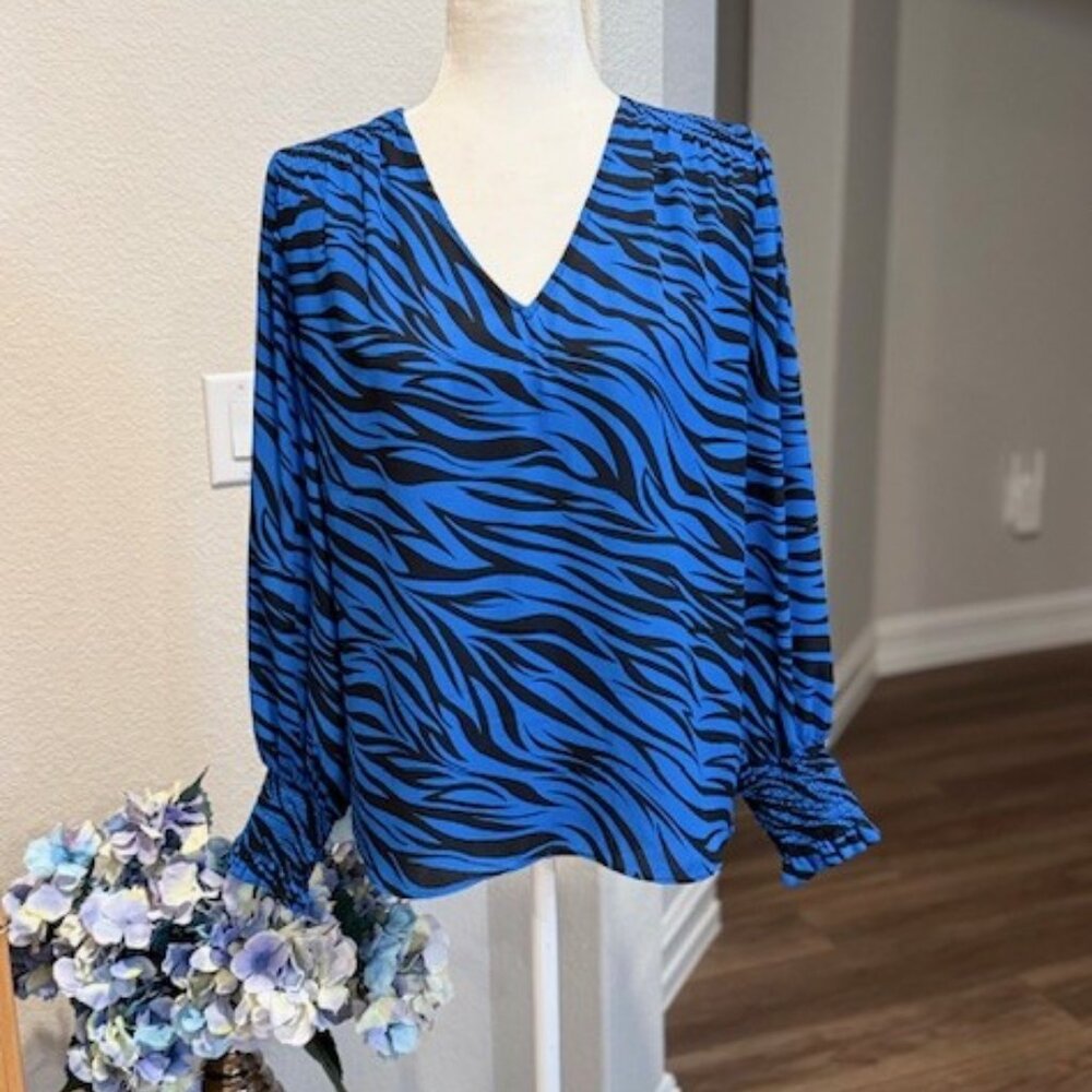 WHITE HOUSE BLACK MARKET Zebra Print Top - Picture 2 of 12